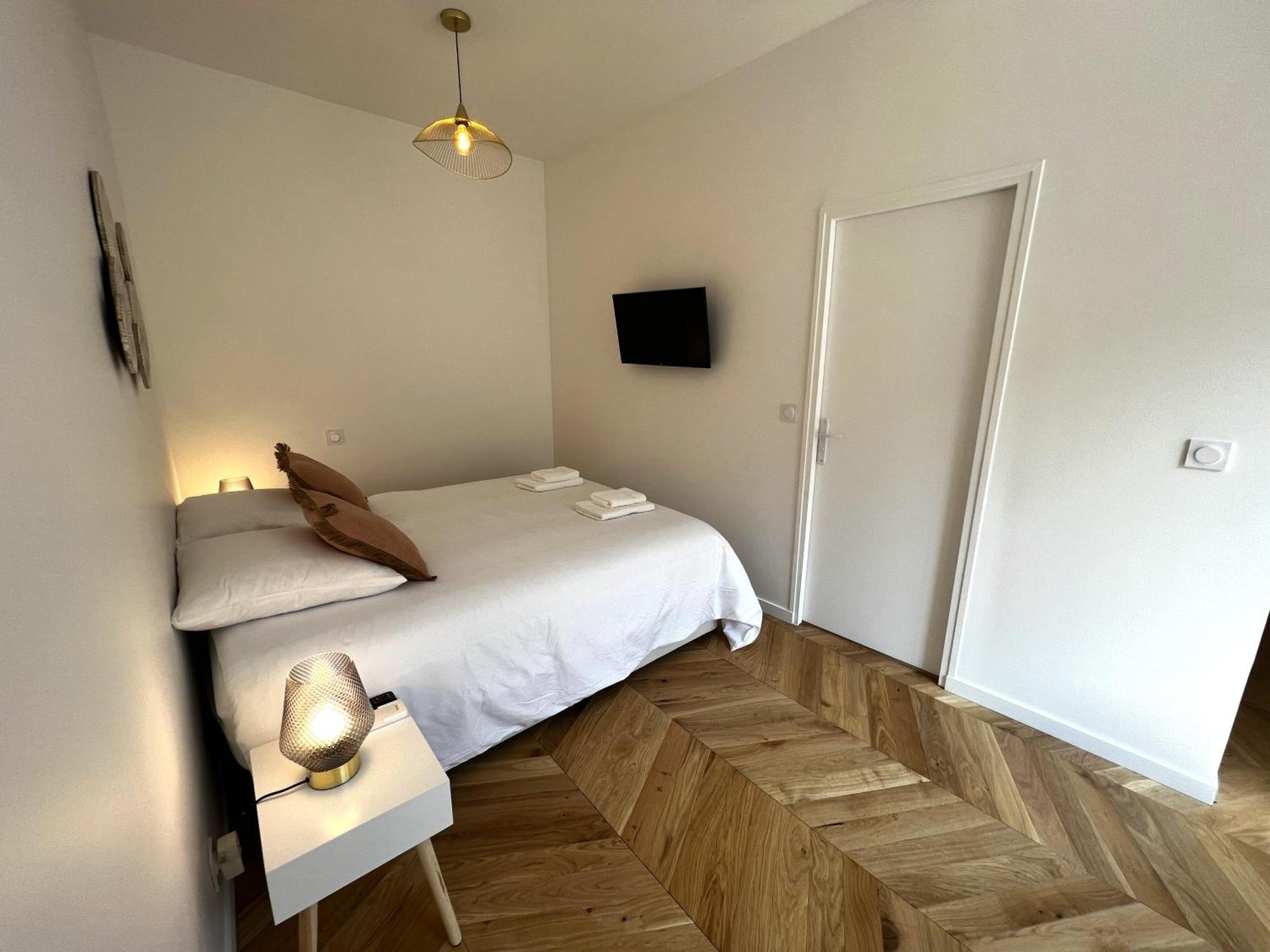 Apartament Le Petit Palais Notre Dame - Heart Of Dijon - With Ac Zewnętrze zdjęcie